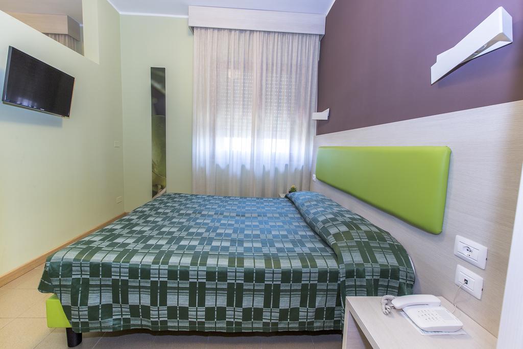Hotel Residence Ulivi E Palme Каляри Екстериор снимка