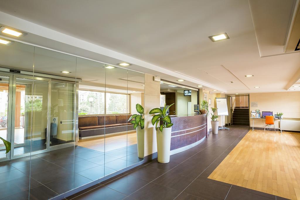 Hotel Residence Ulivi E Palme Каляри Екстериор снимка