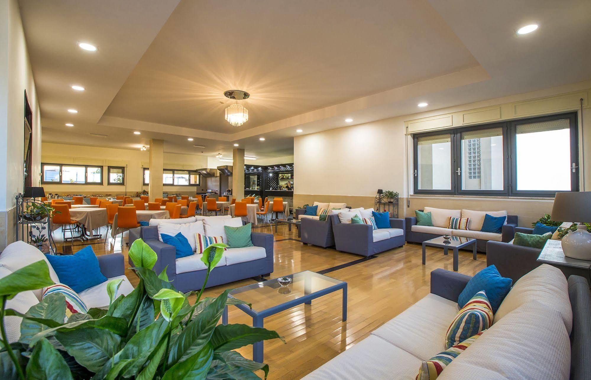 Hotel Residence Ulivi E Palme Каляри Екстериор снимка